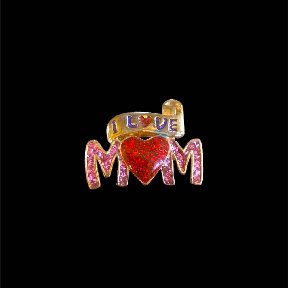 Grandmacore “I LOVE MOM” vintage Gold tone pink red purple glitter Pin‎
